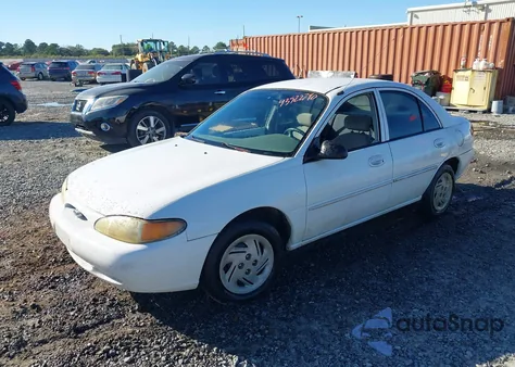 2002 Ford Escort Fleet z USA, uszkodzony, nr VIN 3FAFP13P52R189595